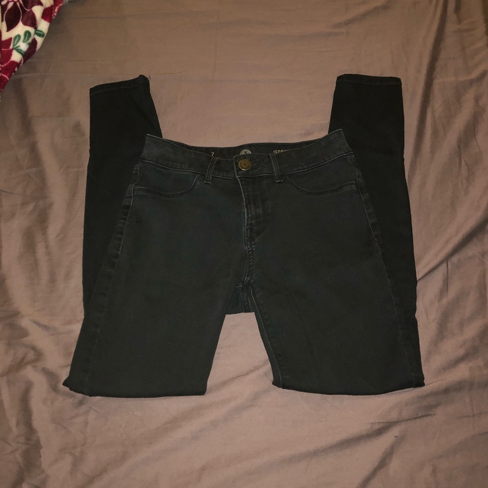 black skinny jeans
